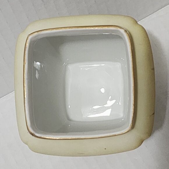 Antique or Vintage Nippon Small Porcelain Potpourri Jar with Lid Sailboat Scene - Picture 6 of 9